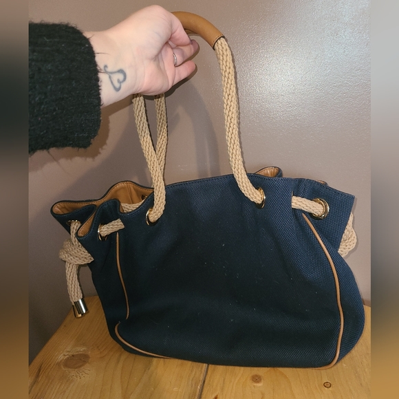 Authentic Michael kors bag - Picture 3 of 6